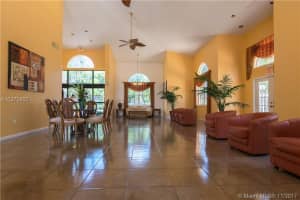 302 Palm Cir E, Pembroke Pines, FL 33025, Sold 12/18/18