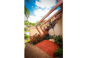 11318 SW 85th Ln, Miami, FL 33173, Sold 01/31/18