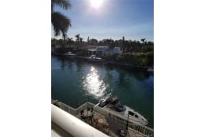 9500 W Bay Harbor Dr #4b, Bay Harbor Islands, FL 33154, Sold 07/30/18