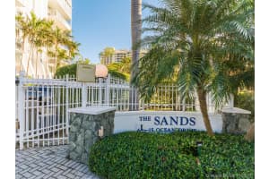 607 Ocean Dr #9k, Key Biscayne, FL 33149, Sold 04/12/18