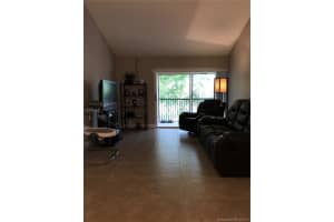 3083 N Oakland Forest Dr, Oakland Park, FL 33309, Sold 01/18/18