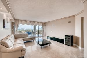 3600 Yacht Club Dr, Aventura, FL 33180, Sold 05/11/21