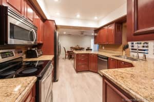 400 E Mt Vernon Dr, Plantation, FL 33325, Sold 04/06/18