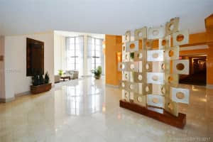 400 Leslie Dr, Hallandale Beach, FL 33009, Sold 01/19/18