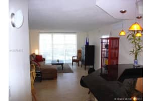 6917 Collins Ave, Miami Beach, FL 33141, Sold 04/02/18
