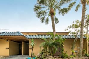 16123 Kingsmoor Way, Miami Lakes, FL 33014, Sold 01/29/18