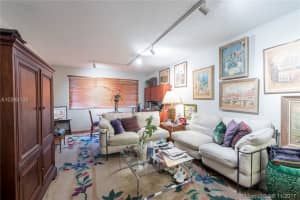 2200 Park Ln, Hollywood, FL 33021, Sold 01/31/18