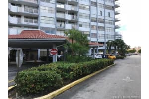 1300 NE Miami Gardens Dr #214e, Miami, FL 33179, Sold 08/20/18