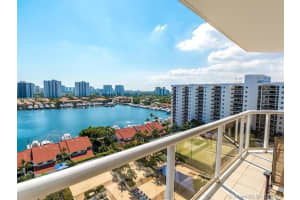 3640 Yacht Club Dr, Aventura, FL 33180, Sold 05/09/18