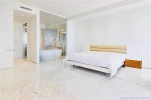 Blue Diamond Tower, 4779 Collins Ave PH 4201, Miami Beach, FL 33140, Sold 02/28/18