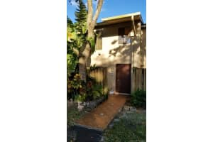 5088 S University Dr, Davie, FL 33328, Sold 01/11/18