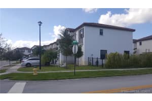 9113 SW 35th St, Miramar, FL 33025, Sold 01/12/18