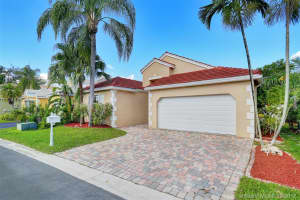 376 Bedford Ave, Weston, FL 33326, Sold 02/27/18