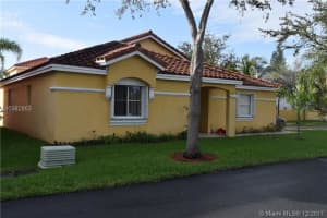 1560 N Trafalgar Cir, Hollywood, FL 33020, Sold 05/01/18