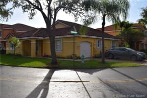 1560 N Trafalgar Cir, Hollywood, FL 33020, Sold 05/01/18