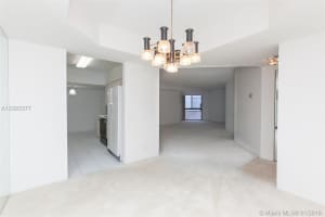3640 Yacht Club Dr, Aventura, FL 33180, Sold 07/26/18