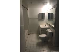 150 NW 96th Ave, Pembroke Pines, FL 33024, Sold 04/25/18