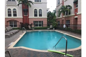 1033 NE 17th Way, Fort Lauderdale, FL 33304, Sold 04/24/18