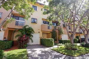 21387 Marina Cove Cir, Miami, FL 33180, Sold 06/29/18