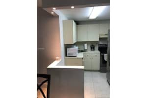 666 W 81st St, Hialeah, FL 33014, Sold 01/23/18