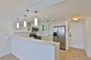 2625 Collins Ave, Miami, FL 33140, Sold 06/29/18