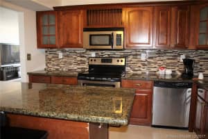 7118 Bonita Dr, Miami Beach, FL 33141, Sold 05/25/18