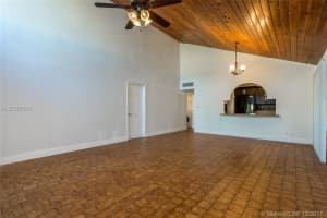 8443 NW 31st Pl, Sunrise, FL 33351, Sold 01/30/18