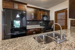 8443 NW 31st Pl, Sunrise, FL 33351, Sold 01/30/18