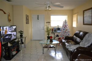 15699 SW 73rd Cir Terrace, Miami, FL 33193, Sold 01/31/18