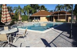 10493 NW 7th St, Pembroke Pines, FL 33026, Sold 01/26/18