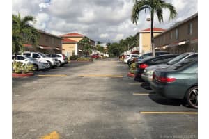 8025 NW 8th St, Miami, FL 33126, Sold 04/18/18