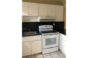 8025 NW 8th St, Miami, FL 33126, Sold 04/18/18