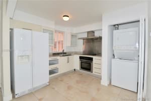 6065 NW 186th St, Hialeah, FL 33015, Sold 02/28/18