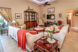445 Leslie Dr, Hallandale Beach, FL 33009, Sold 01/15/19