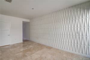 193 N Shore Dr #5, Miami Beach, FL 33141, Sold 05/04/18