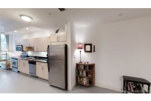 111 E Flagler St, Miami, FL 33131, Sold 03/23/18