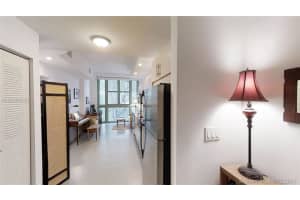 111 E Flagler St, Miami, FL 33131, Sold 03/23/18