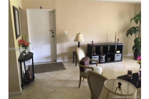 4019 N University Dr, Sunrise, FL 33351, Sold 04/16/18