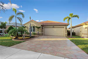 20857 NW 16th St, Pembroke Pines, FL 33029, Sold 02/26/18