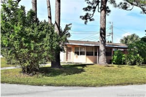 5601 Middlecoff Dr, West Palm Beach, FL 33413, Sold 02/02/18