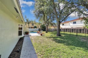 9980 SW 59th Ct, Cooper City, FL 33328, Sold 02/23/18