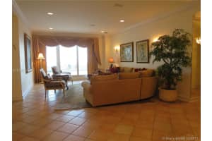5401 Collins Ave PH 2, Miami Beach, FL 33140, Sold 04/30/19