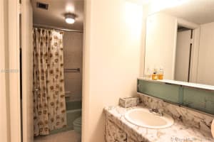 1400 S Ocean Dr, Hollywood, FL 33019, Sold 03/05/18