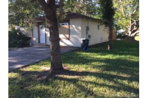 910 SW 7th Plaza, Florida City, FL 33034, Sold 04/18/18