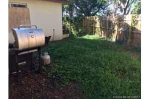 910 SW 7th Plaza, Florida City, FL 33034, Sold 04/18/18