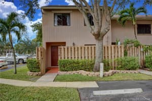 5078 S University Dr, Davie, FL 33328, Sold 03/02/18