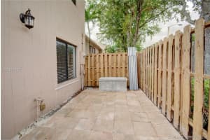 5078 S University Dr, Davie, FL 33328, Sold 03/02/18