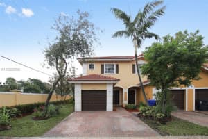 8102 SW 17th Ct, North Lauderdale, FL 33068, Sold 02/21/18