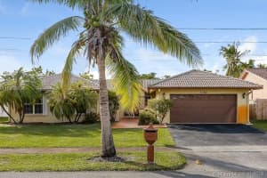 2260 W Lake Miramar Cir, Miramar, FL 33025, Sold 03/29/18