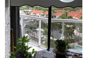 3610 Yacht Club Dr, Miami, FL 33180, Sold 03/29/18